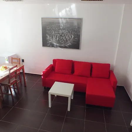 Central Green Apartment *